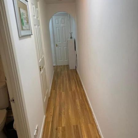 A Cozy Apartment In Barking Barking  Exterior photo